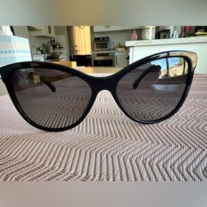 Chanel CH 5326 501/S8 Black Cat Eye Polarized Sunglasses